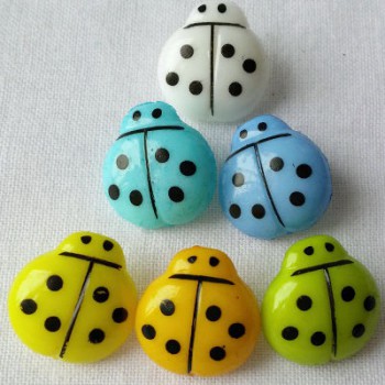 Bouton fantaisie 16x15 mm